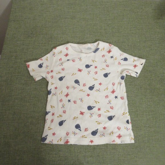 Turtledove London boys short sleeved T-shirt and shorts set preloved - Picture 2 of 6